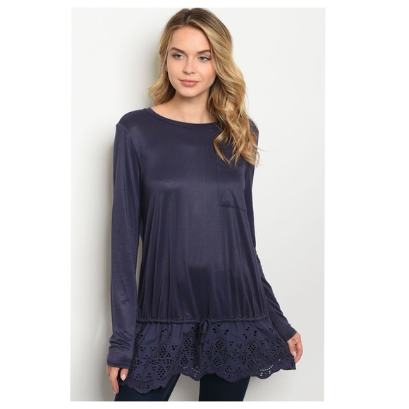 ❤️2 for $40❤️navy extender top - Picture 2 of 6